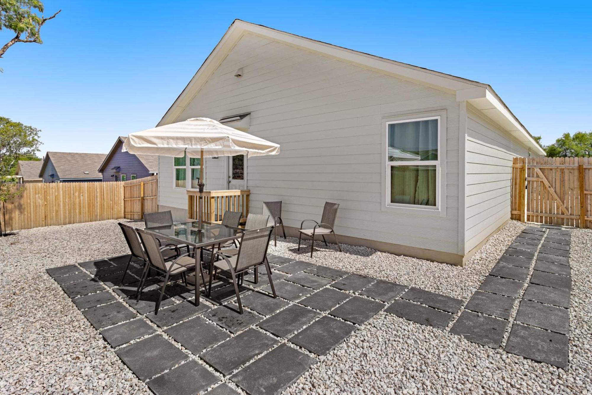 Staycation Cottage San Antonio Eksteriør billede